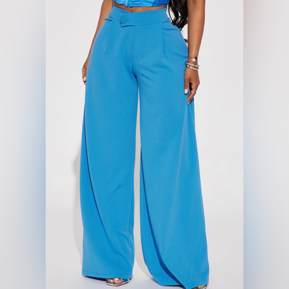 FashionNova “Valentina Wide Leg Dress Pant”
